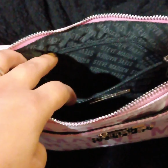 NWT Steve Madden pink barmin w/matching coin purse - Picture 6 of 7